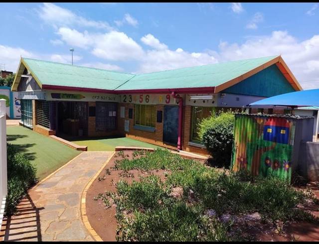 BUSINESS FOR SALE IN VANDERBIJLPARK CW 6